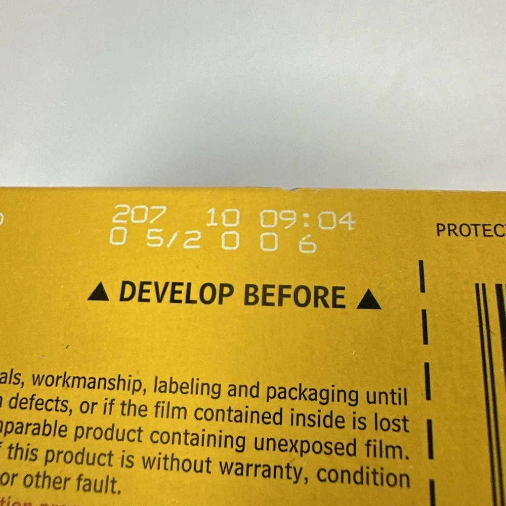 Kodak Max Single‎ Use Camera Disposable 800 Film 27 Exposures Expired 2006 Parts